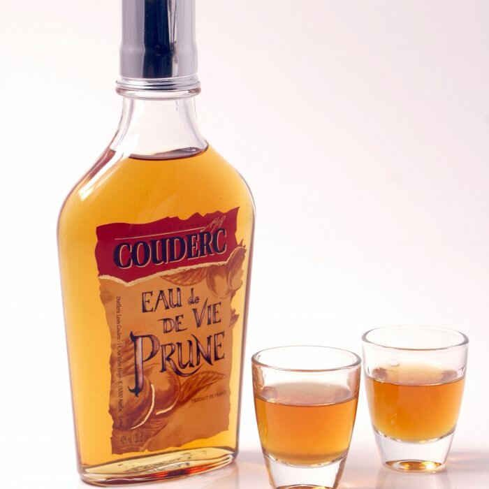 Eau de vie prune Couderc